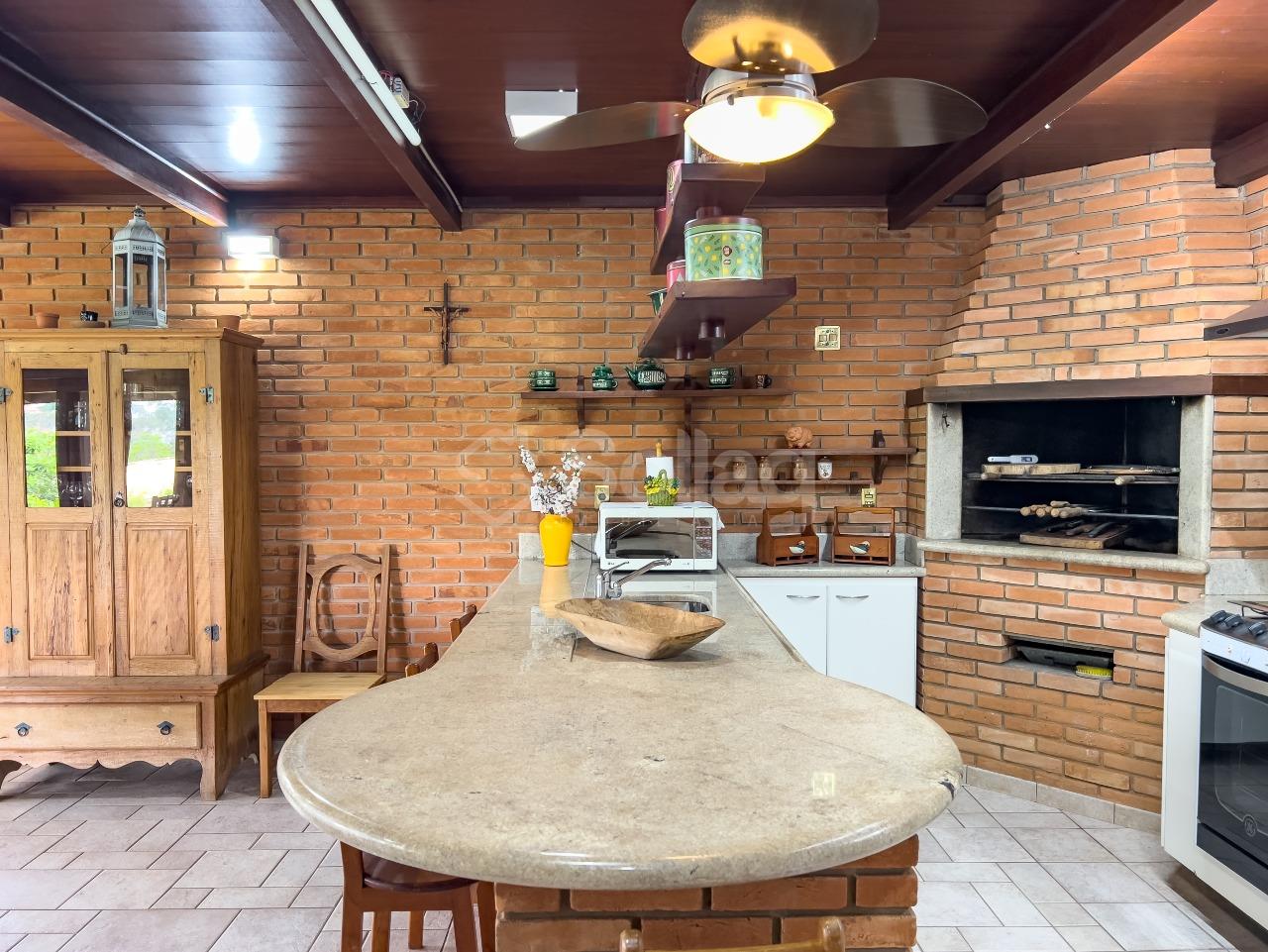 Casa em condomínio à venda no Condomínio Estância Marambaia: 