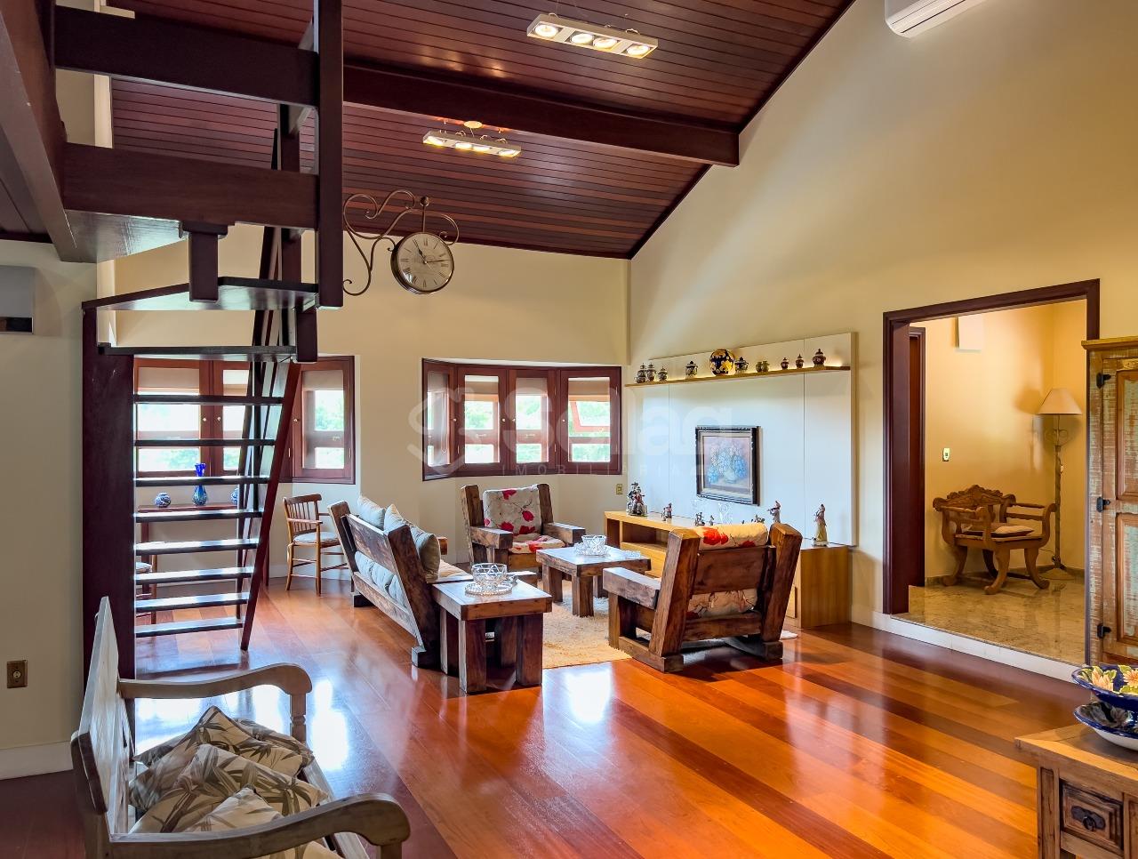 Casa em condomínio à venda no Condomínio Estância Marambaia: 