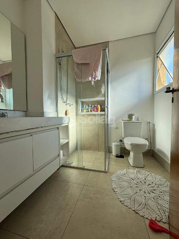 Casa em condomínio para aluguel no Piemonte Residenziale: 