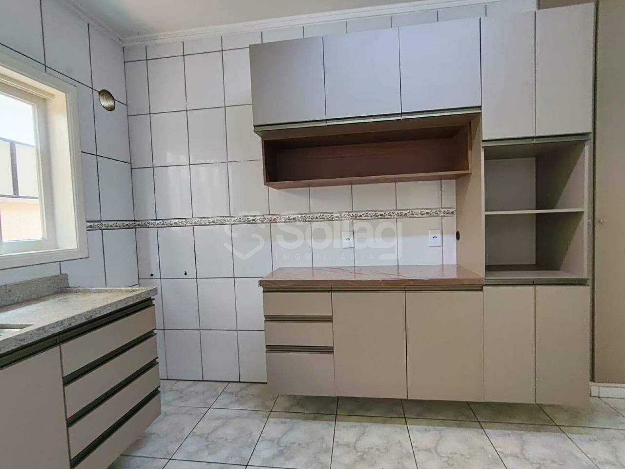 Casa em condomínio para aluguel no Bosque: 