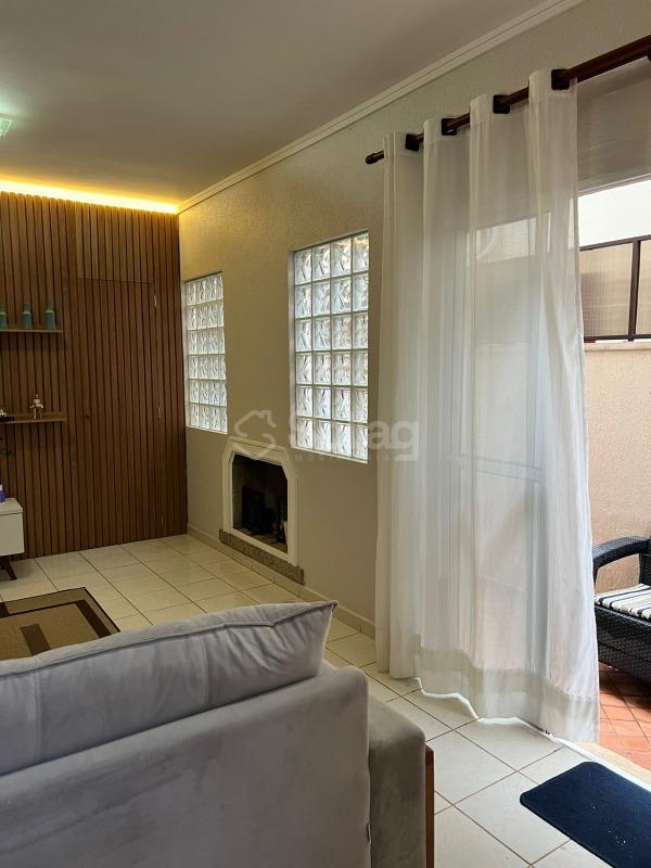 Casa em condomínio para aluguel no Bosque: 