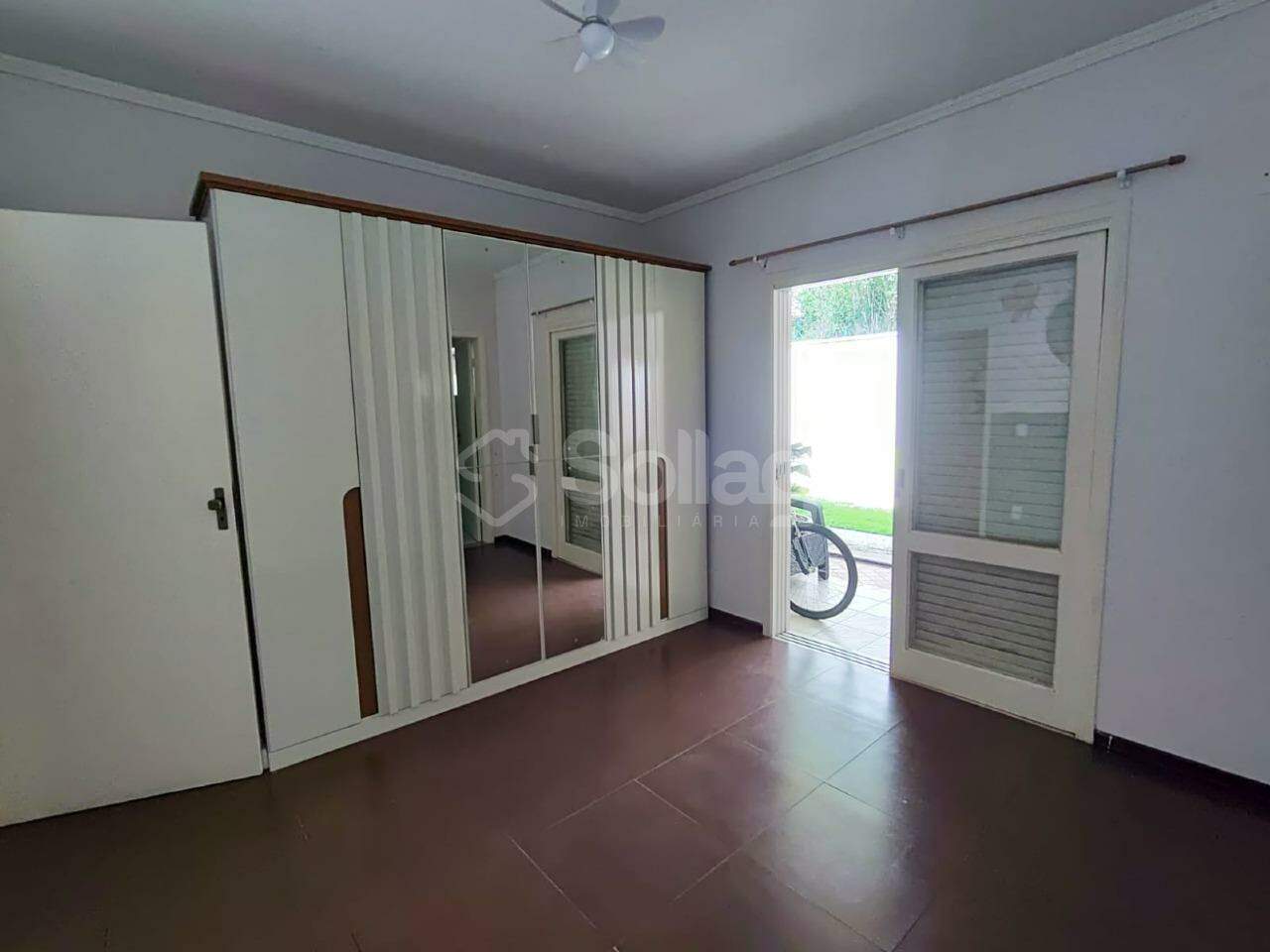 Casa em condomínio para aluguel no Bosque: 