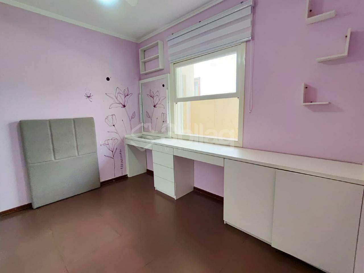 Casa em condomínio para aluguel no Bosque: 