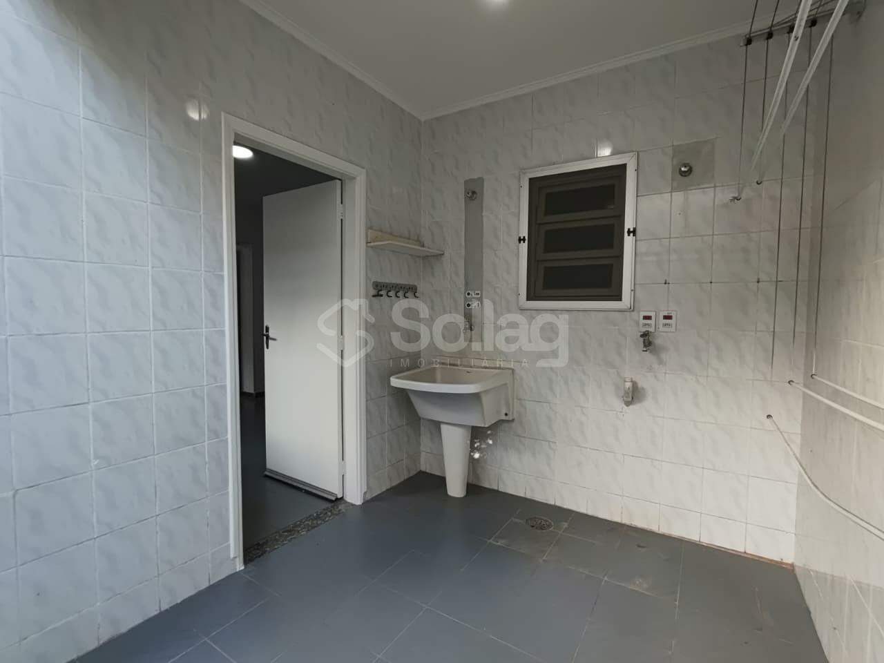 Casa em condomínio para aluguel no Condomínio Estância Marambaia: