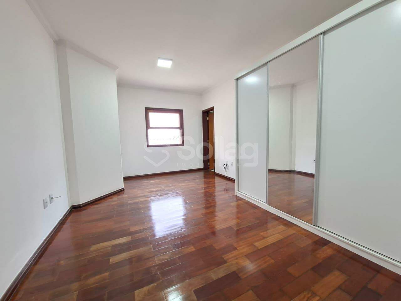 Casa em condomínio para aluguel no Condomínio Villagio Capriccio: 