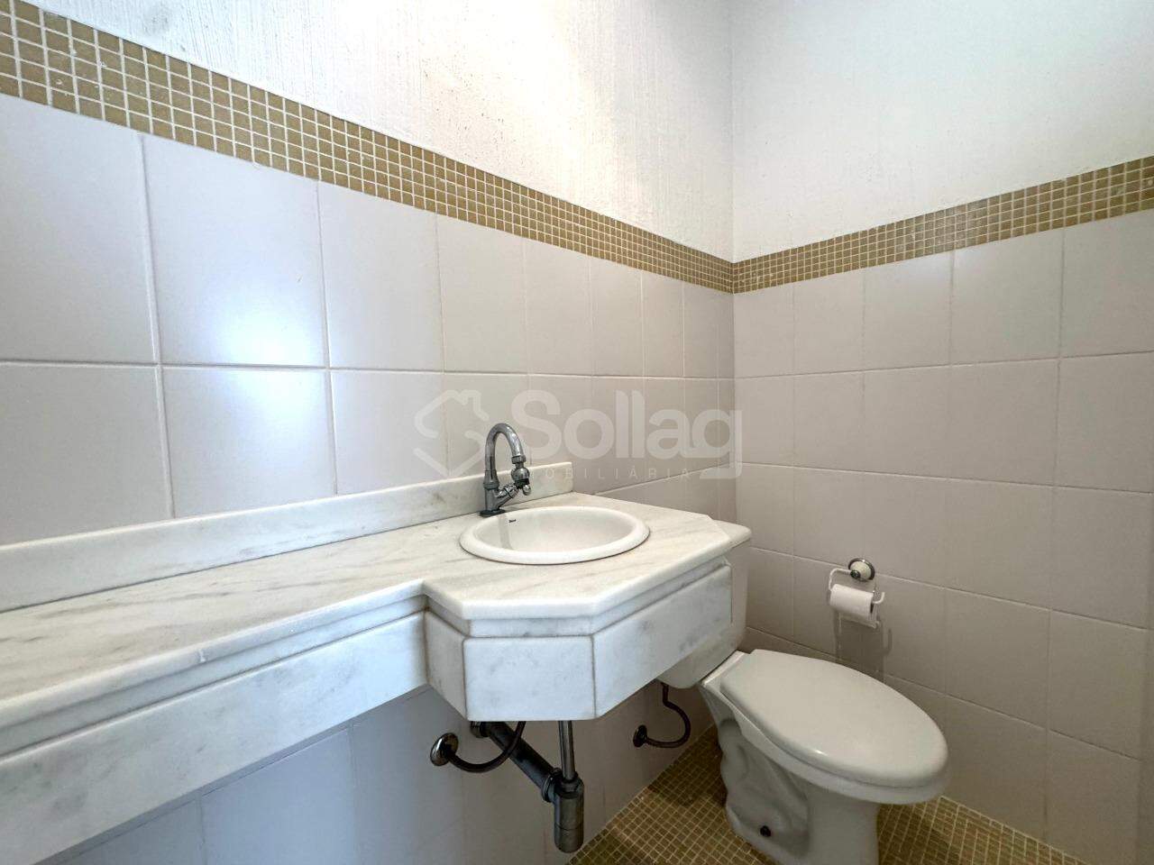 Casa em condomínio para aluguel no Condomínio Recanto dos Paturis: 