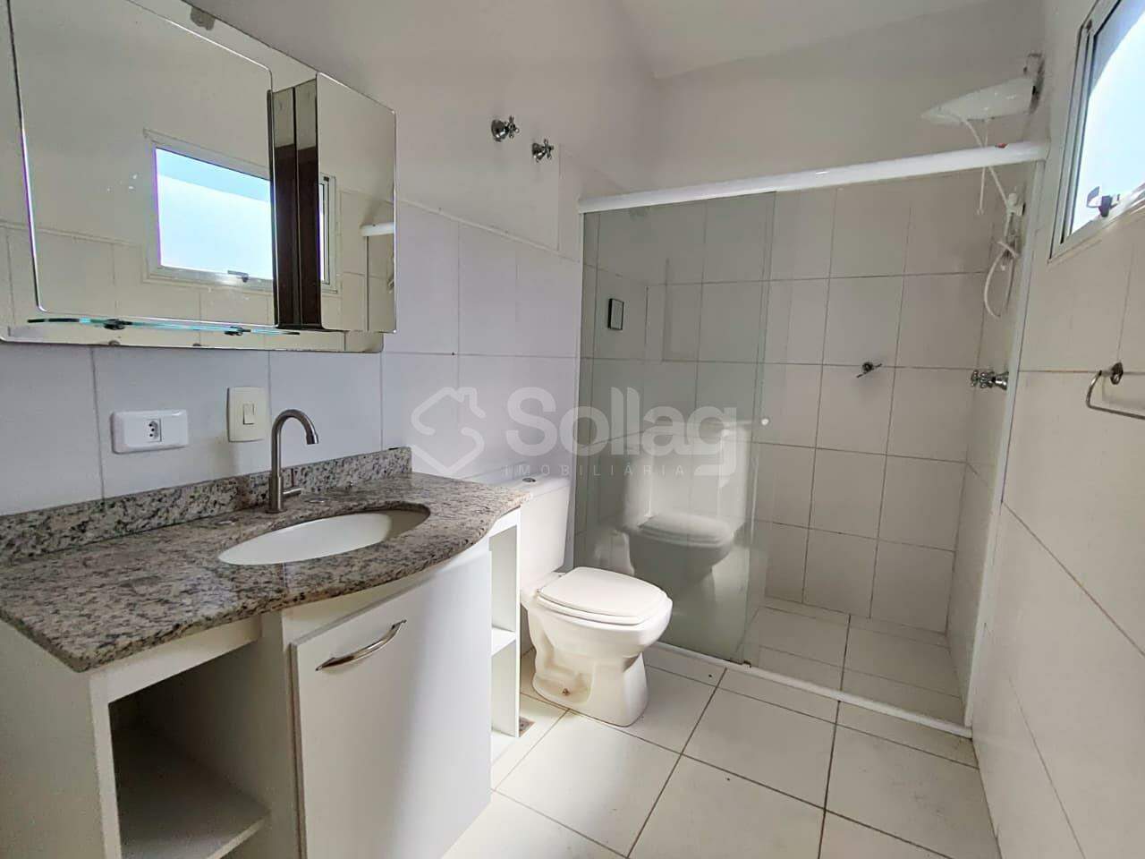 Casa em condomínio para aluguel no Condomínio Jardim América: 