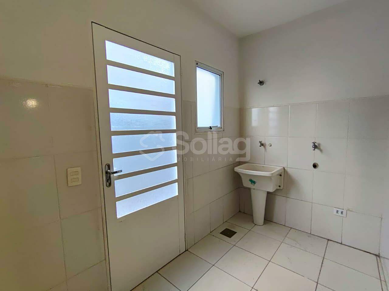 Casa em condomínio para aluguel no Condomínio Jardim América: 