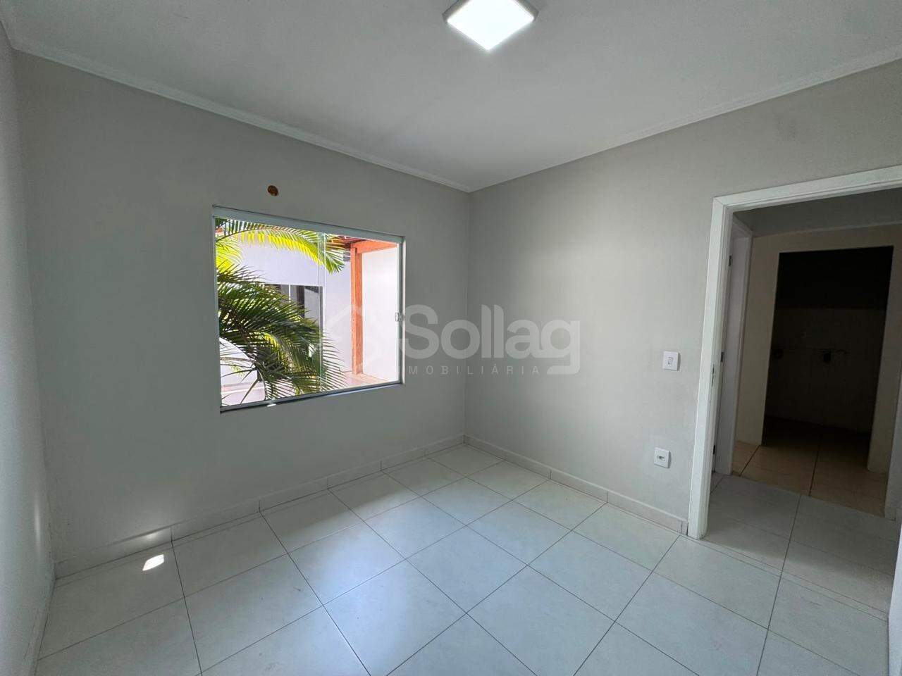 Casa para aluguel no Santa Rosa: 