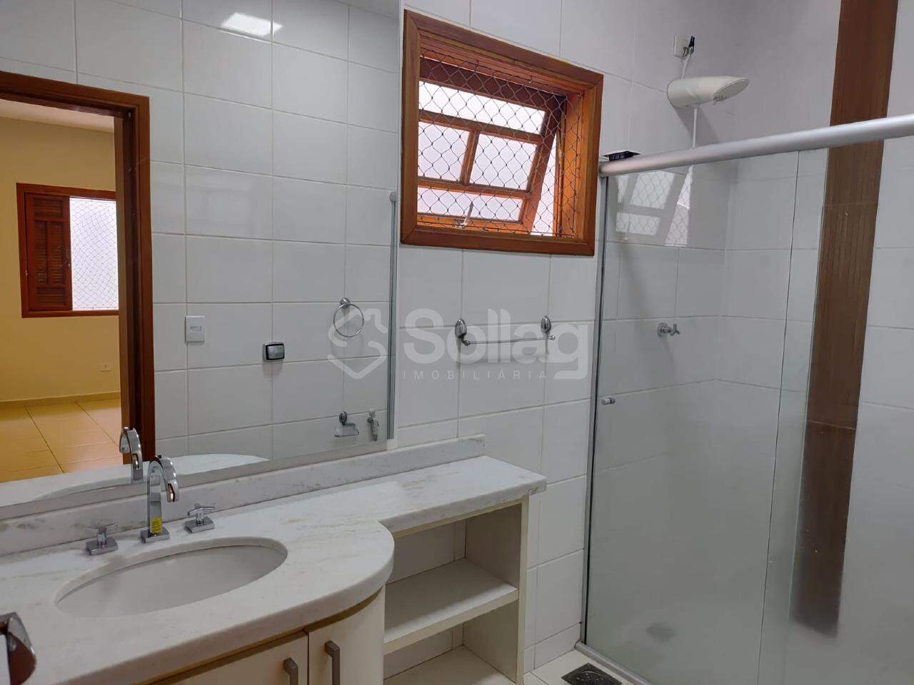 Casa em condomínio para aluguel no Condomínio Grape Village: