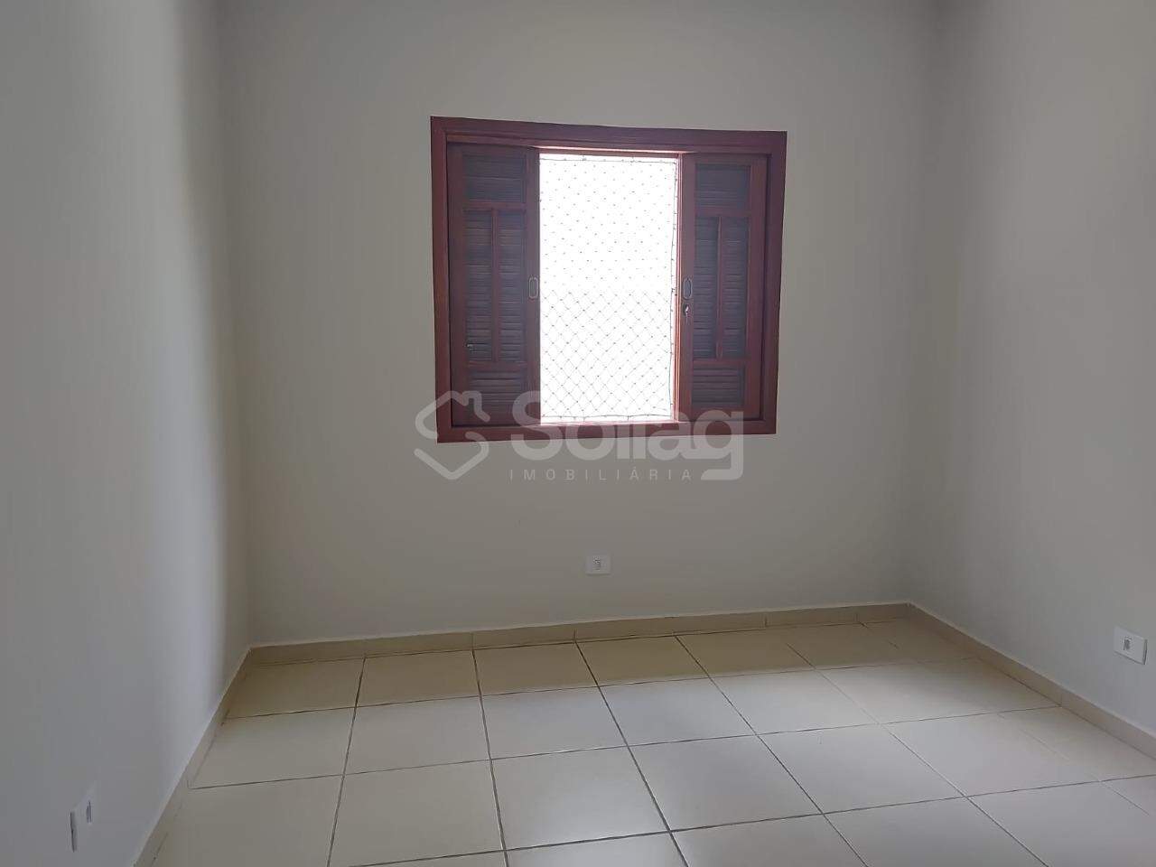Casa em condomínio para aluguel no Condomínio Grape Village: 