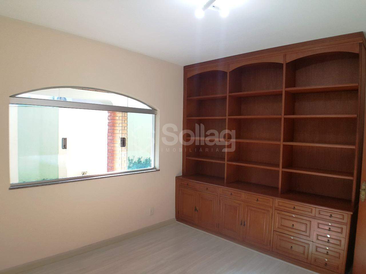 Casa em condomínio para aluguel no Condomínio Estância Marambaia: