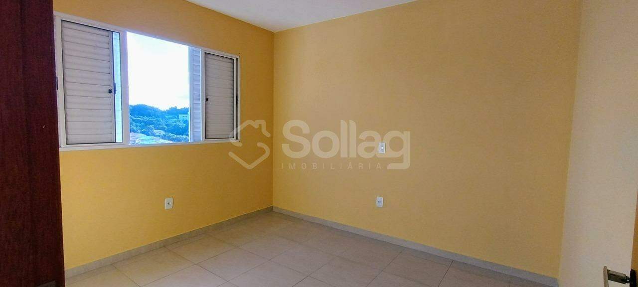 Casa para aluguel no Centro: 