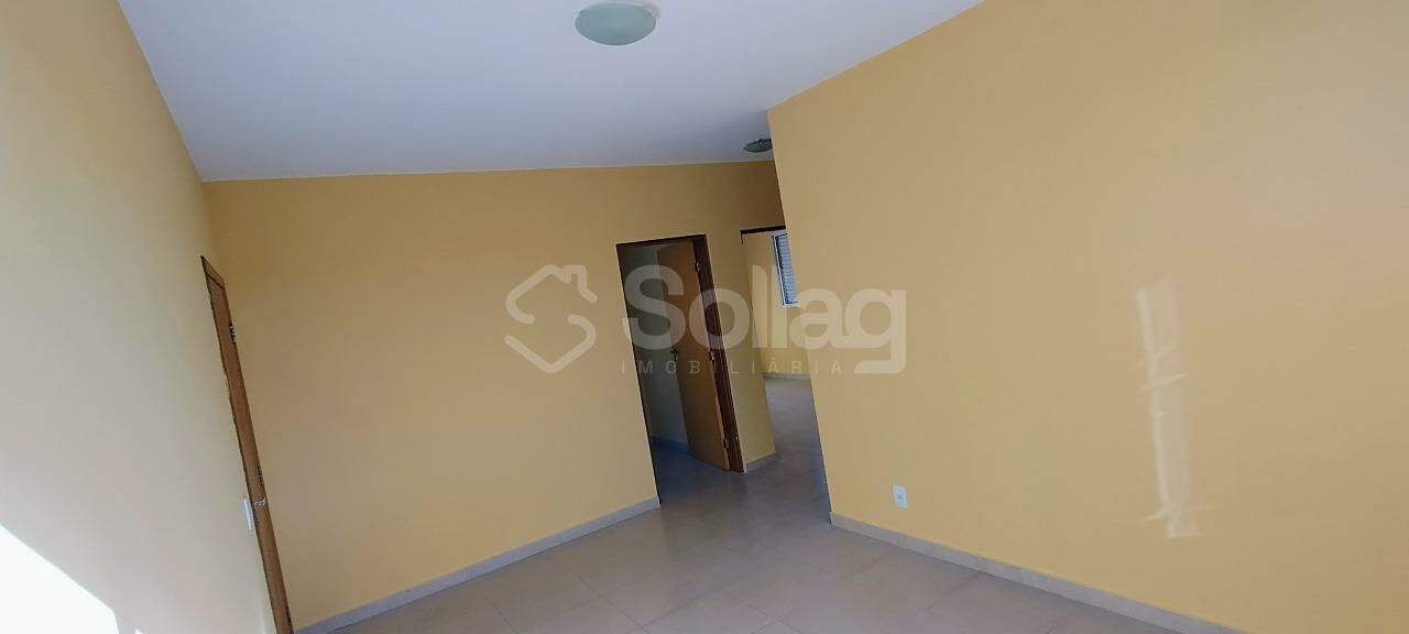 Casa para aluguel no Centro: 