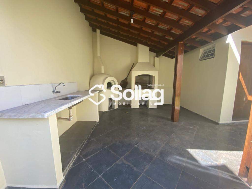 Casa para aluguel no Jardim Itália: 