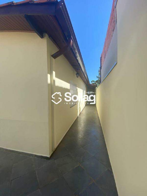 Casa para aluguel no Jardim Itália: 