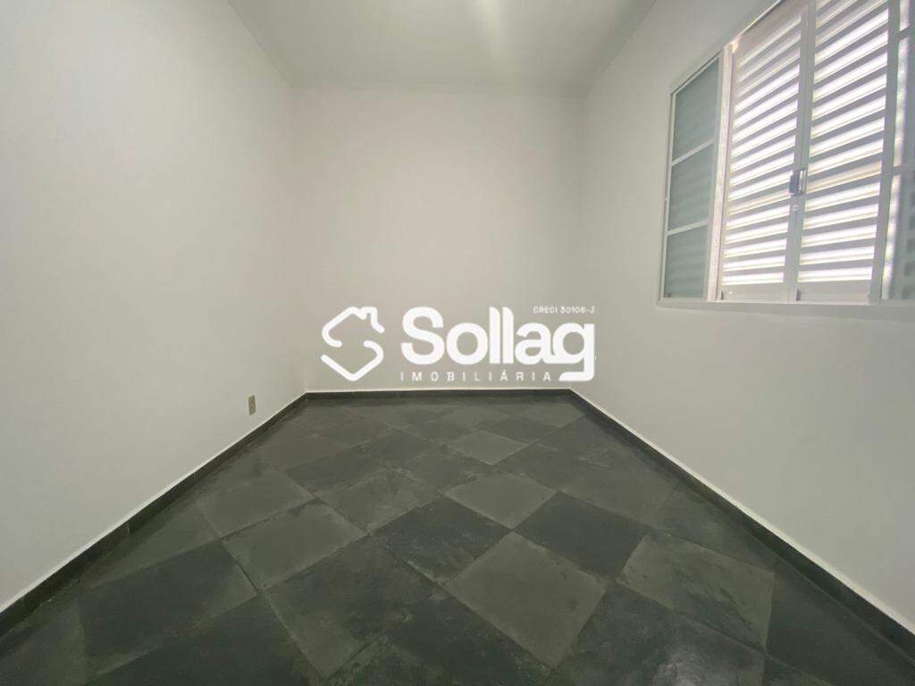 Casa para aluguel no Jardim Itália: 