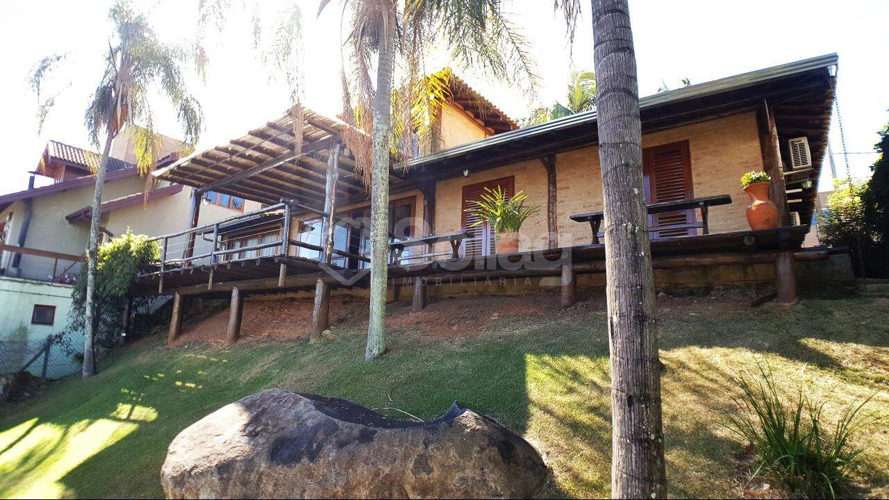Casa em condomínio para aluguel no Condomínio Alpes de Vinhedo: 
