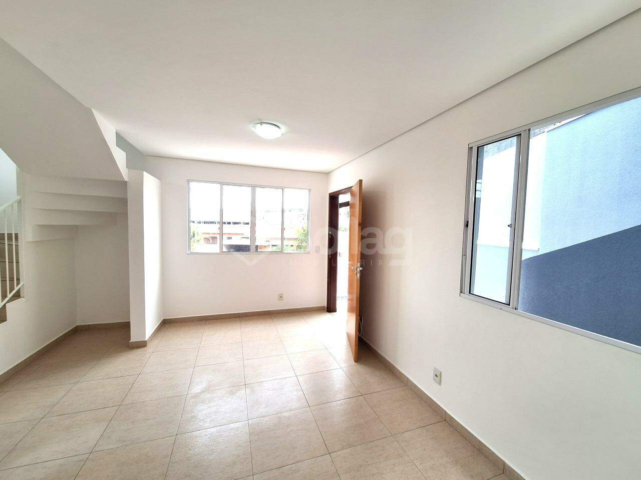 Casa para aluguel no Centro: 