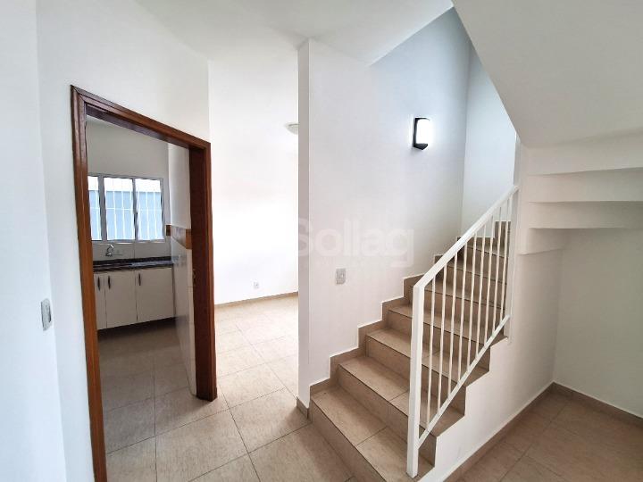 Casa para aluguel no Centro: 