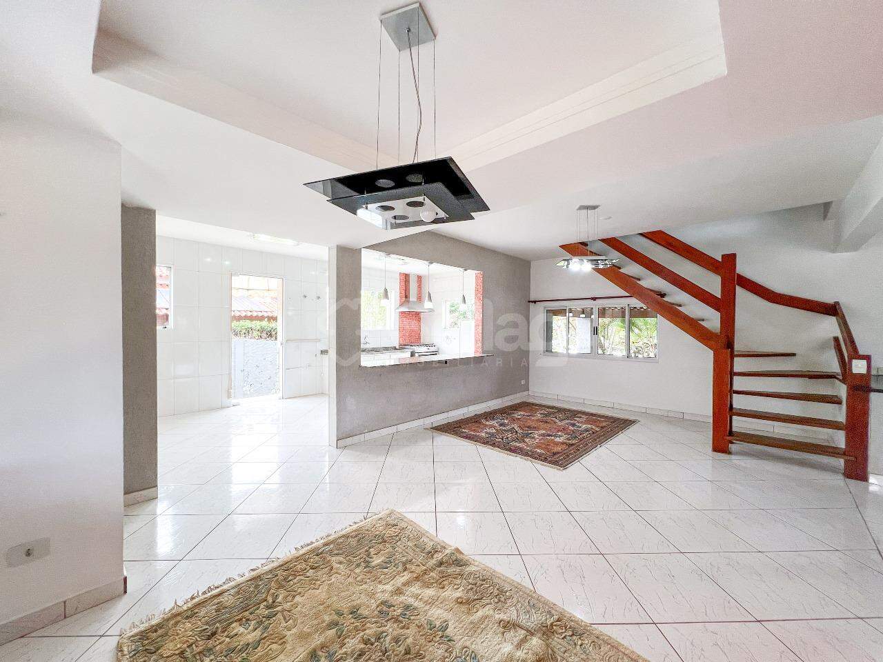 Casa em condomínio para aluguel no Condomínio Estância Marambaia: 