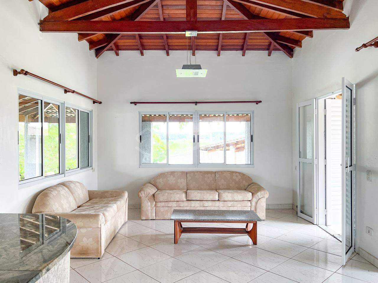 Casa em condomínio para aluguel no Condomínio Estância Marambaia: 