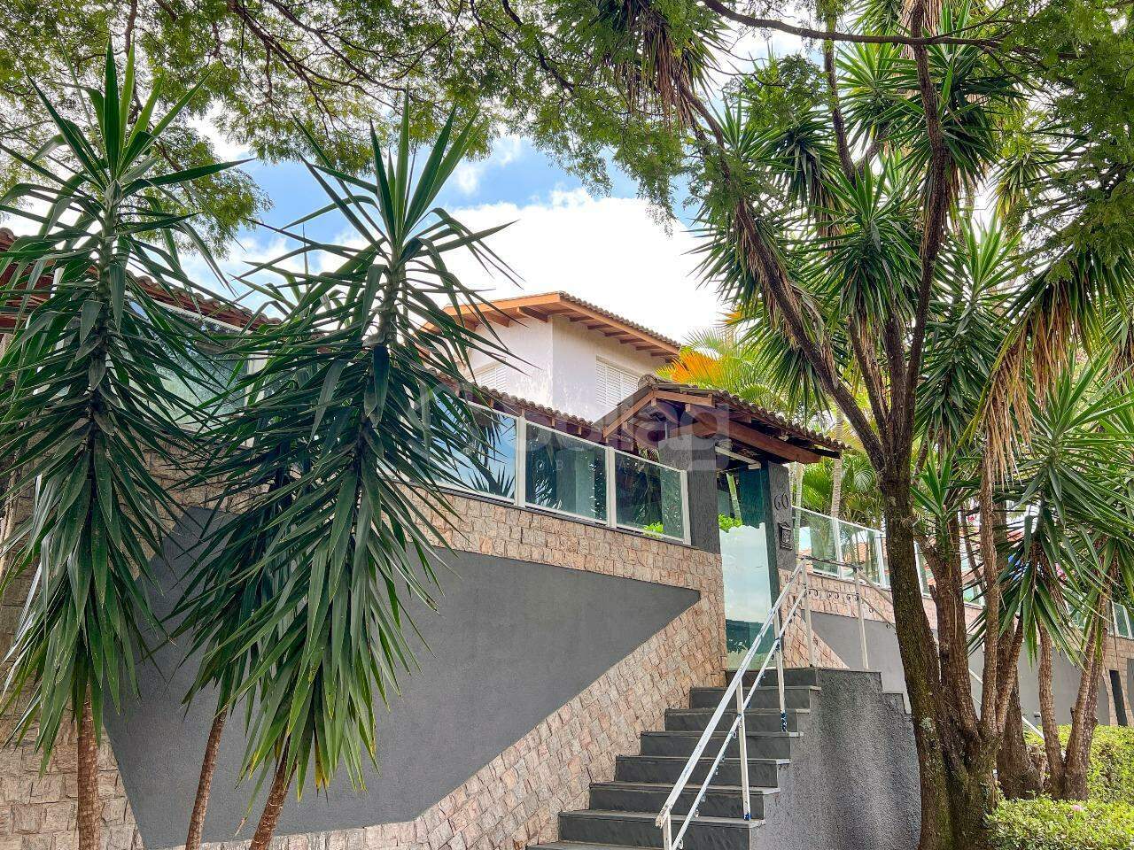 Casa em condomínio para aluguel no Condomínio Estância Marambaia: 