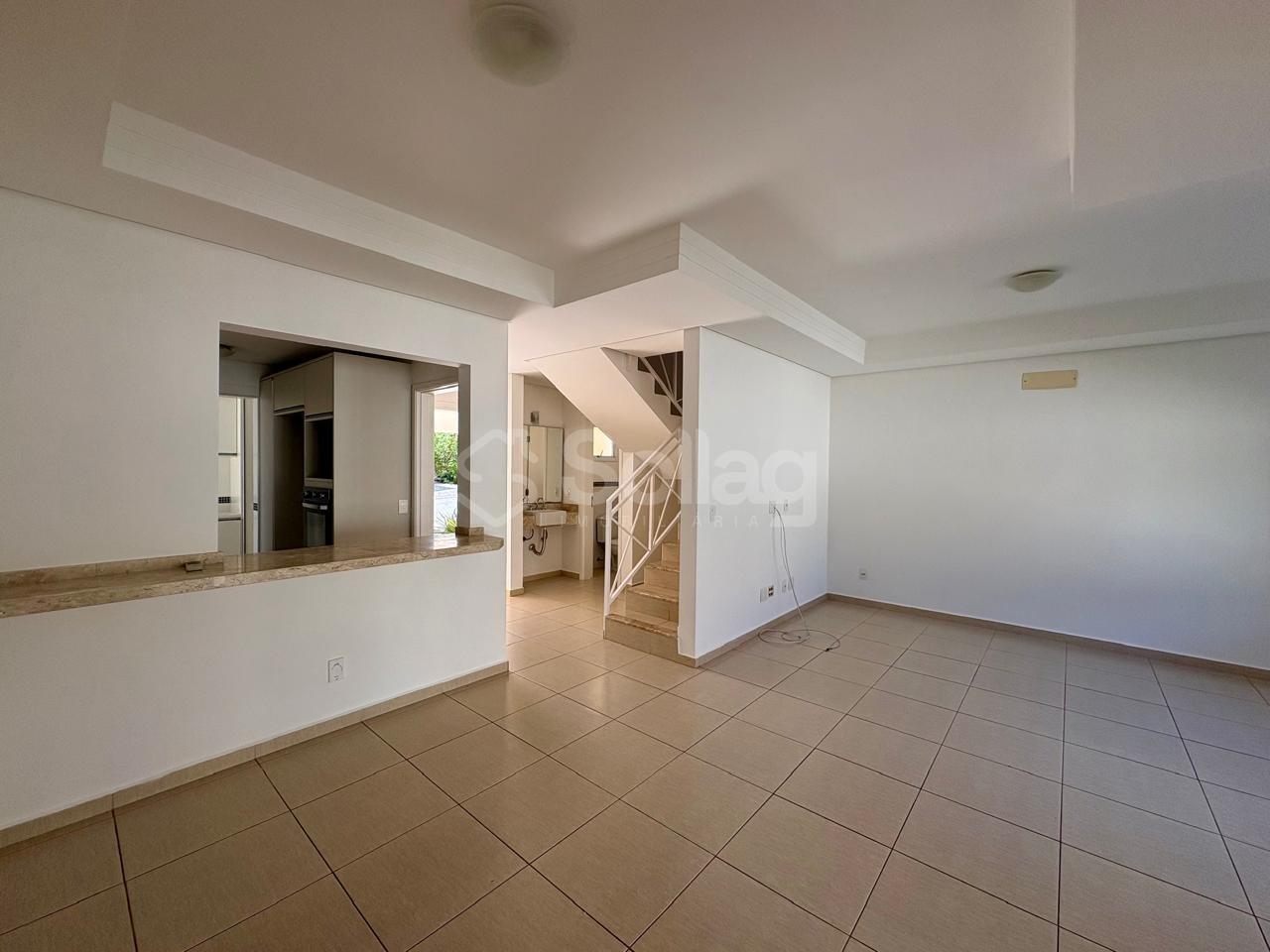 Casa em condomínio para aluguel no Pinheirinho: 