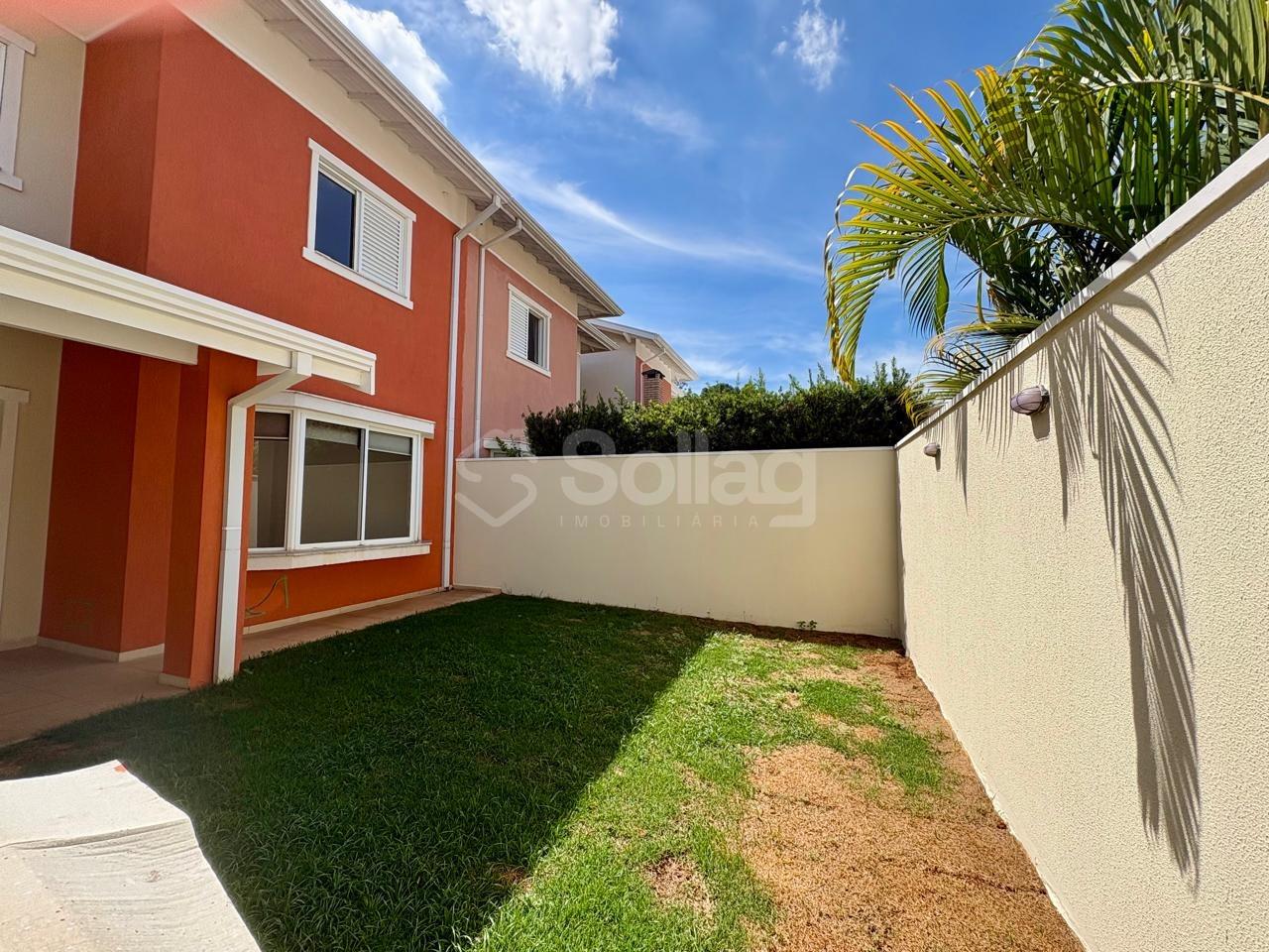 Casa em condomínio para aluguel no Pinheirinho: 