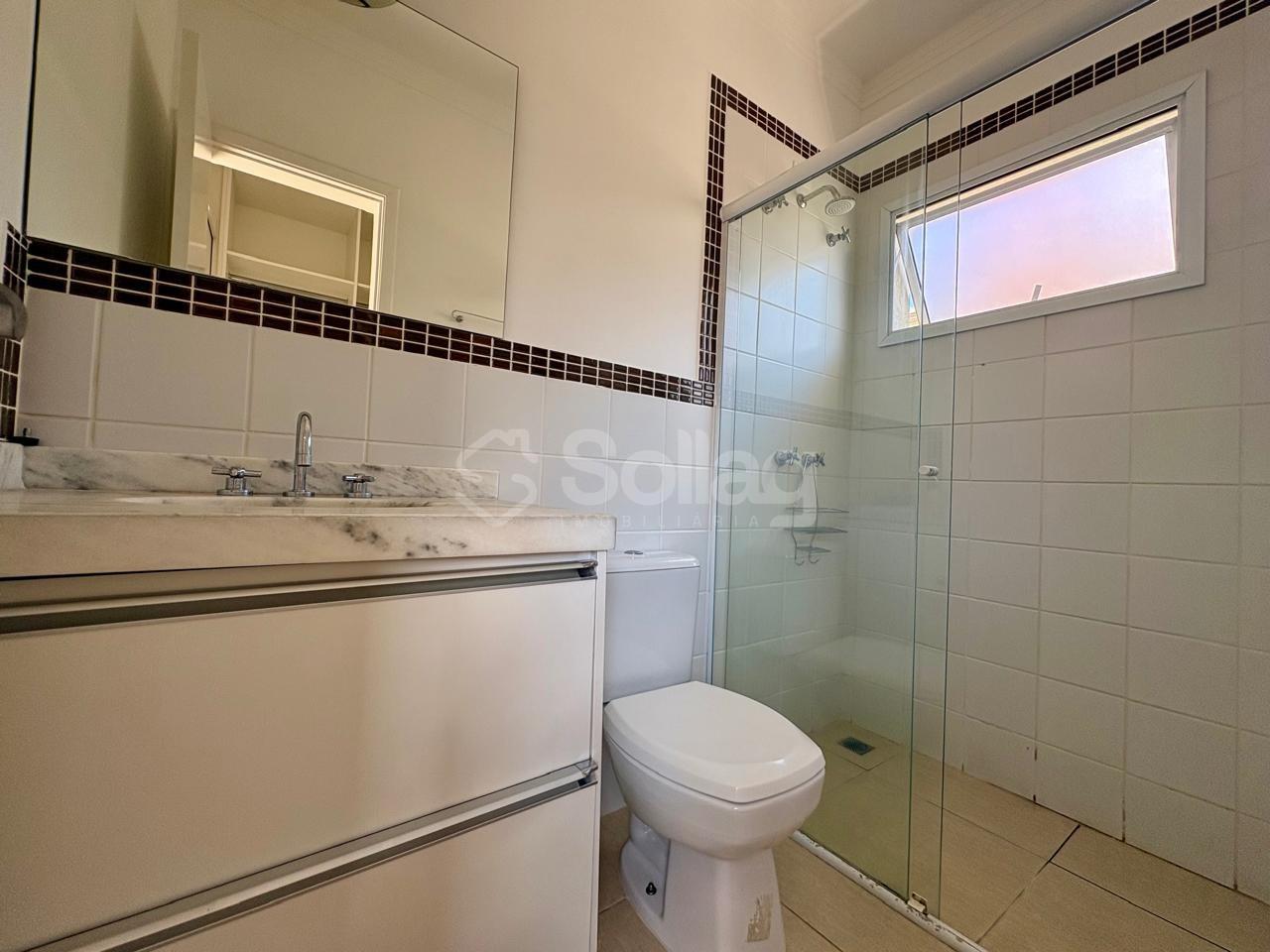 Casa em condomínio para aluguel no Pinheirinho: 