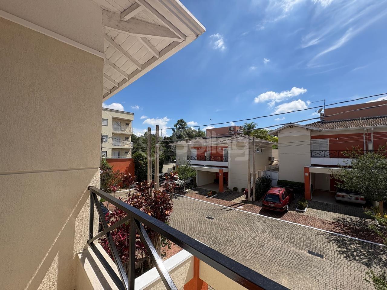 Casa em condomínio para aluguel no Pinheirinho: 