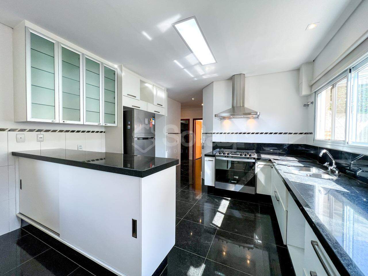 Casa em condomínio para aluguel no Condomínio Estância Marambaia: