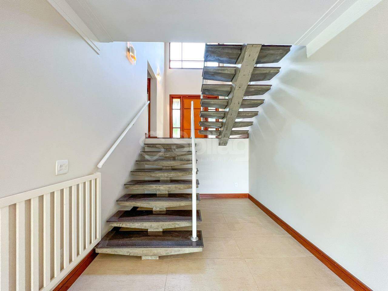 Casa em condomínio para aluguel no Condomínio Estância Marambaia: