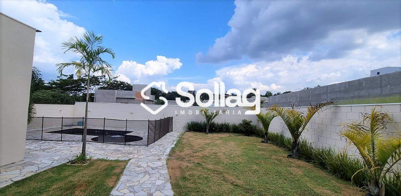 Casa em condomínio à venda no Condomínio Villa D`oro: 