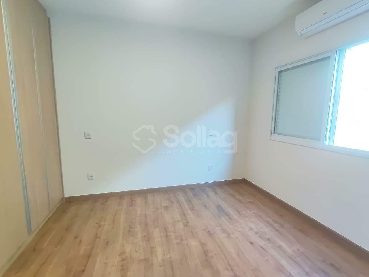 Casa em condomínio para aluguel no Condomínio Recanto dos Paturis: 