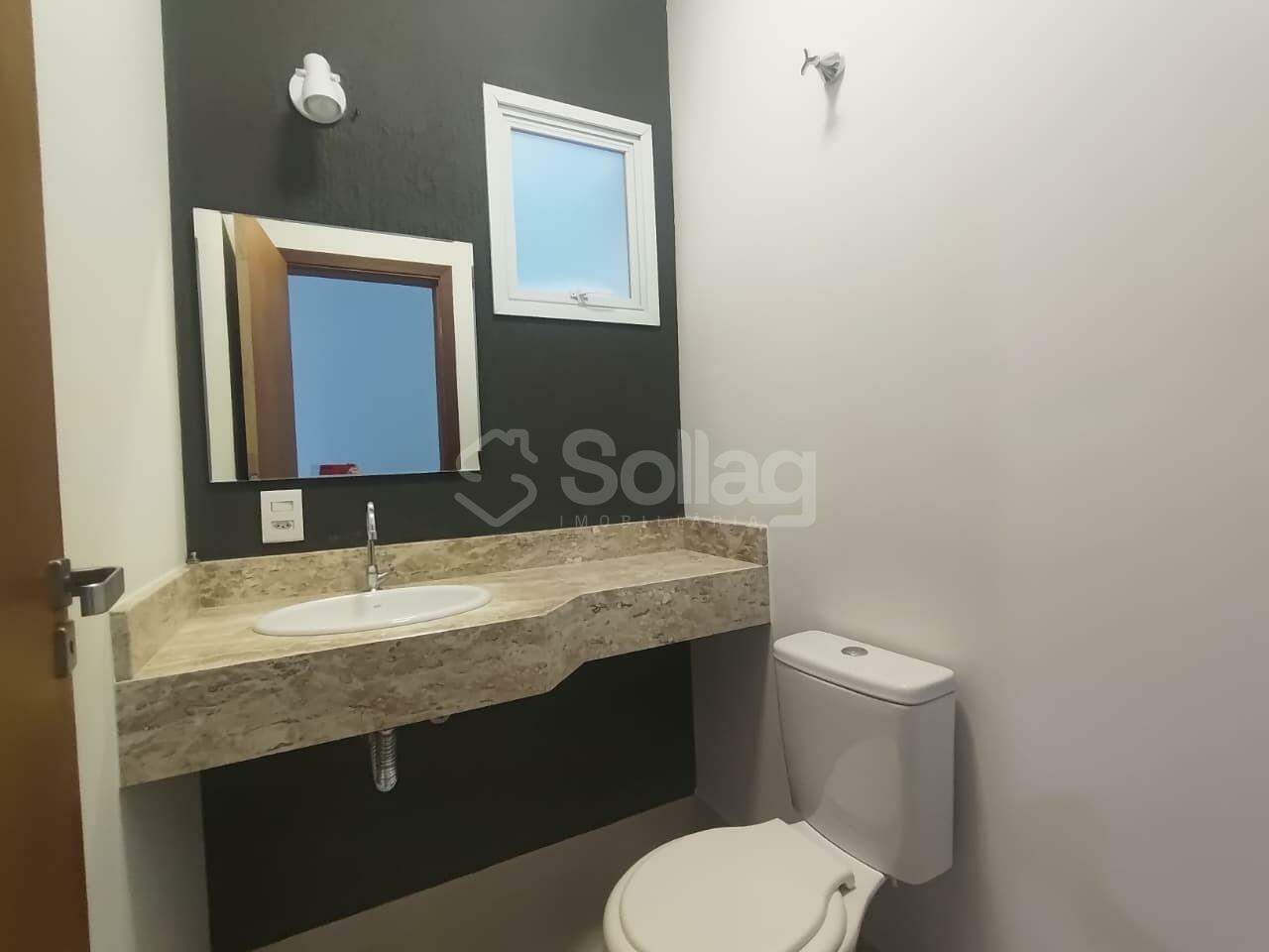 Casa em condomínio para aluguel no Condomínio Recanto dos Paturis: 