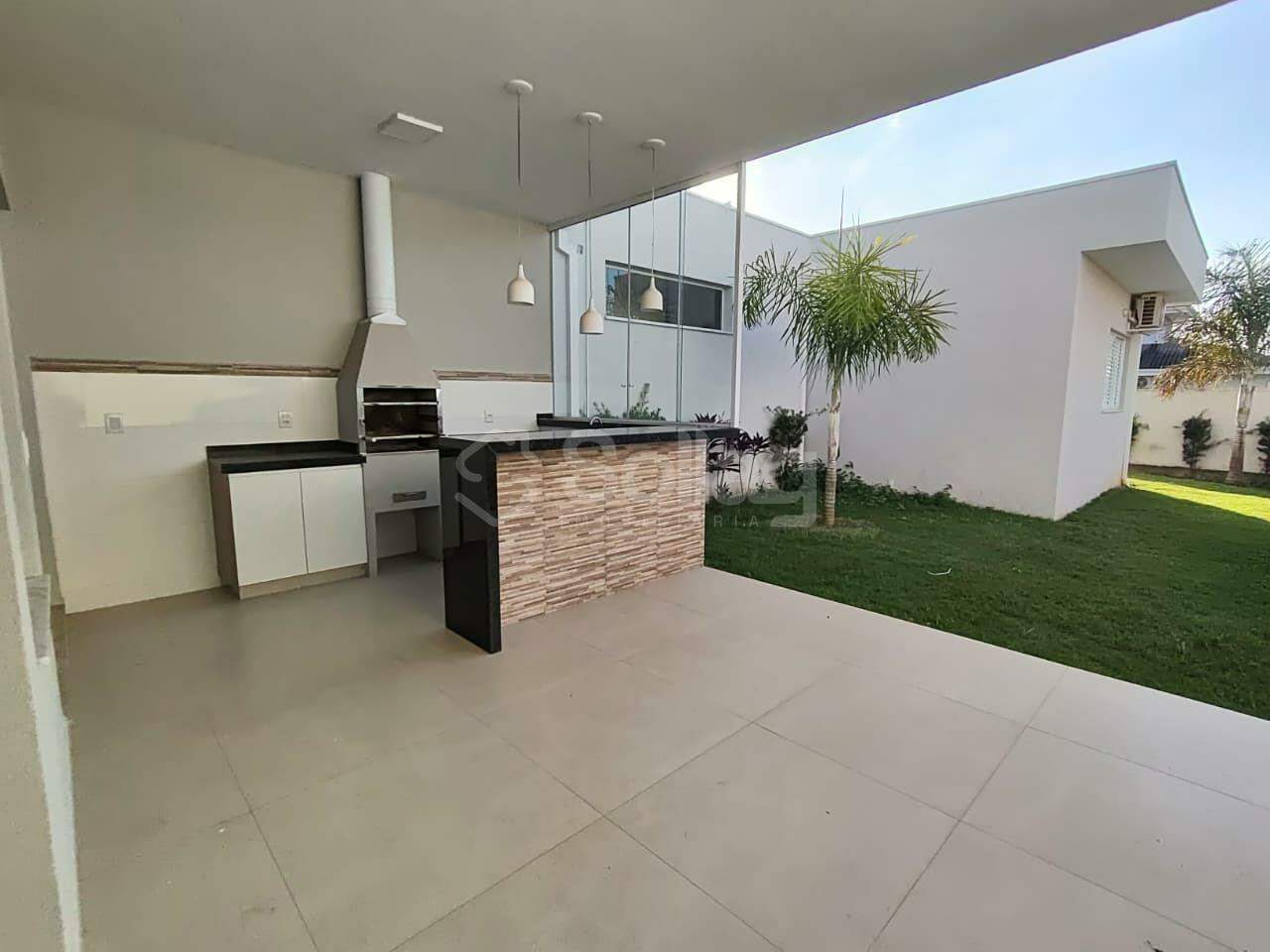 Casa em condomínio para aluguel no Condomínio Recanto dos Paturis: 
