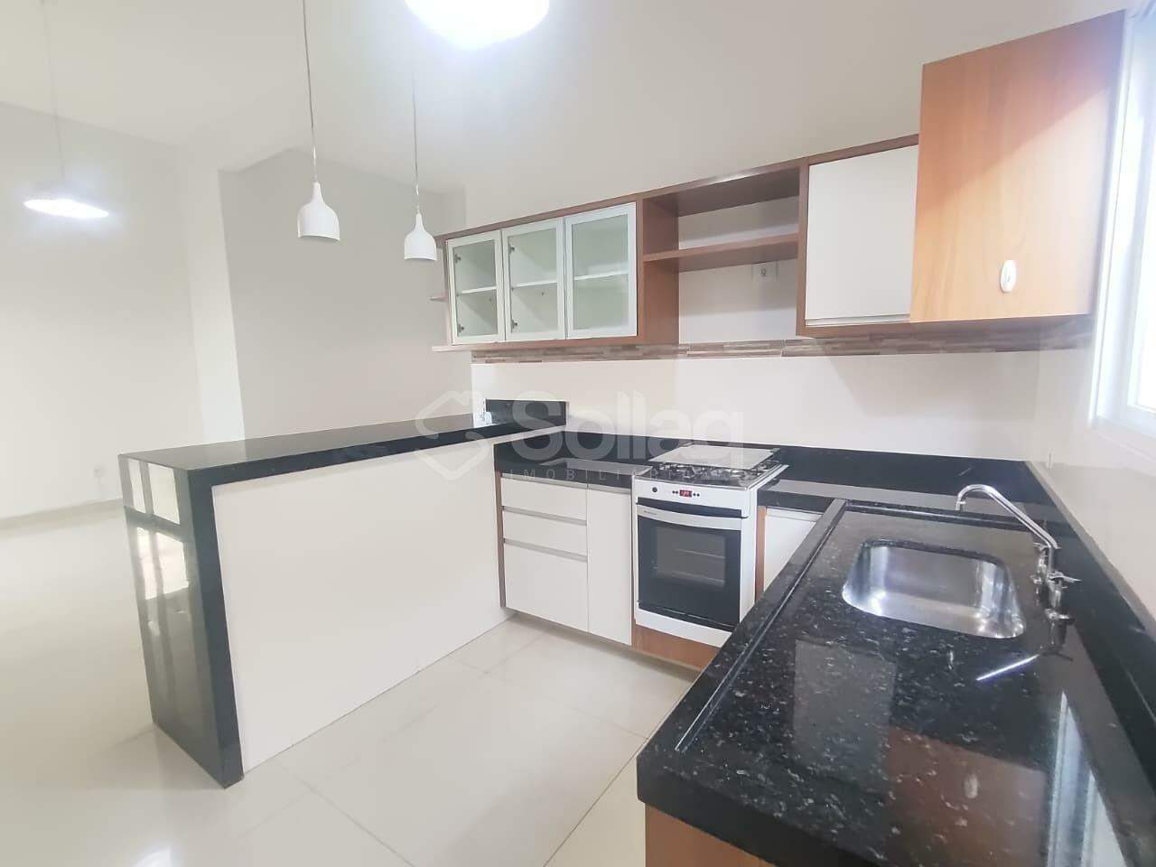 Casa em condomínio para aluguel no Condomínio Recanto dos Paturis: 