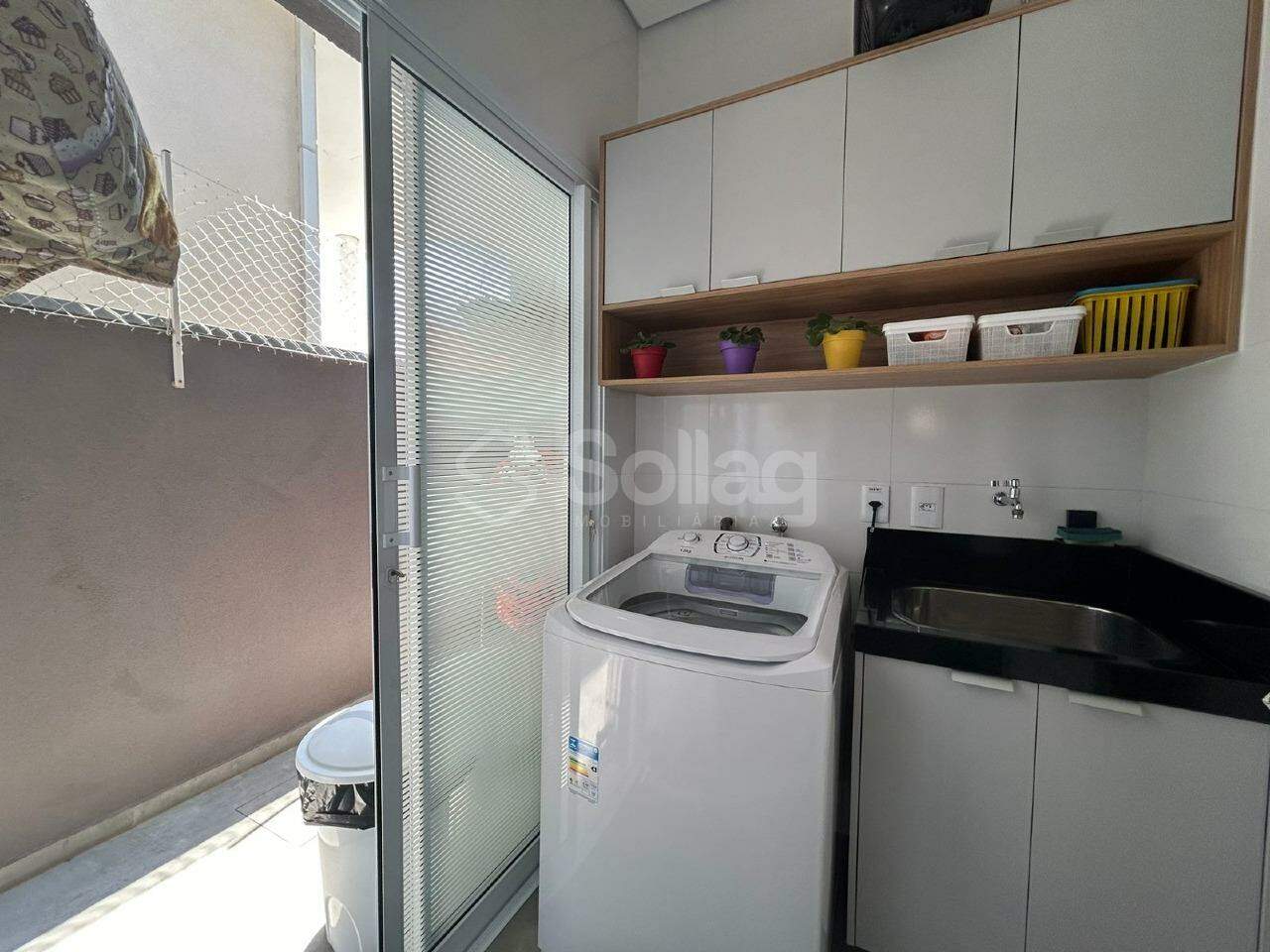 Casa em condomínio à venda no Condomínio Via Castelli: 