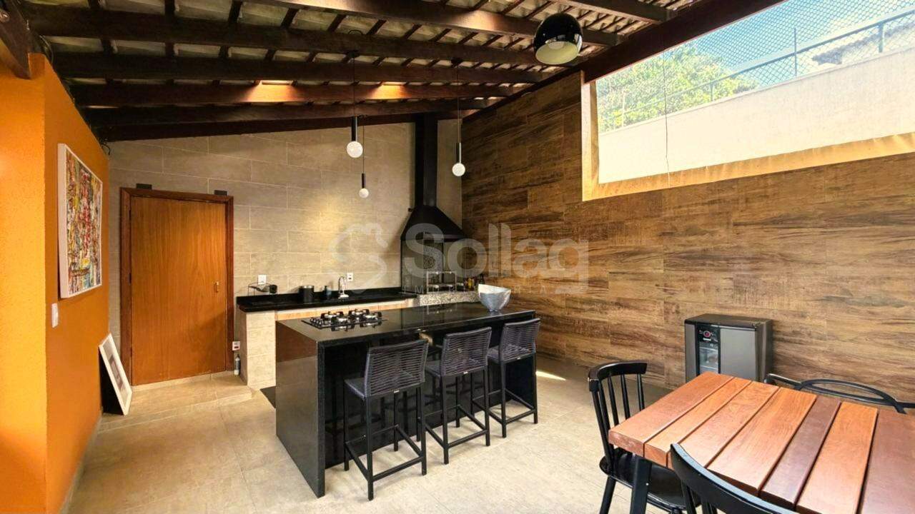 Casa à venda no Residencial Recanto dos Canjaranas: