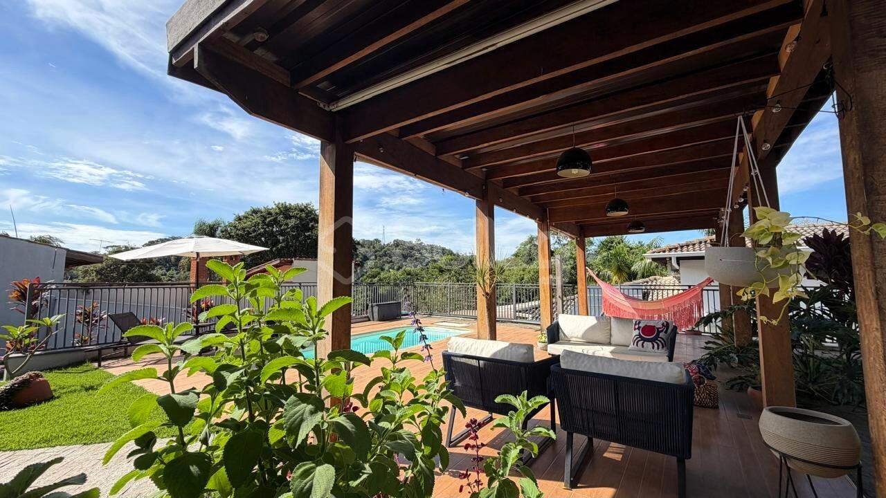 Casa à venda no Residencial Recanto dos Canjaranas: