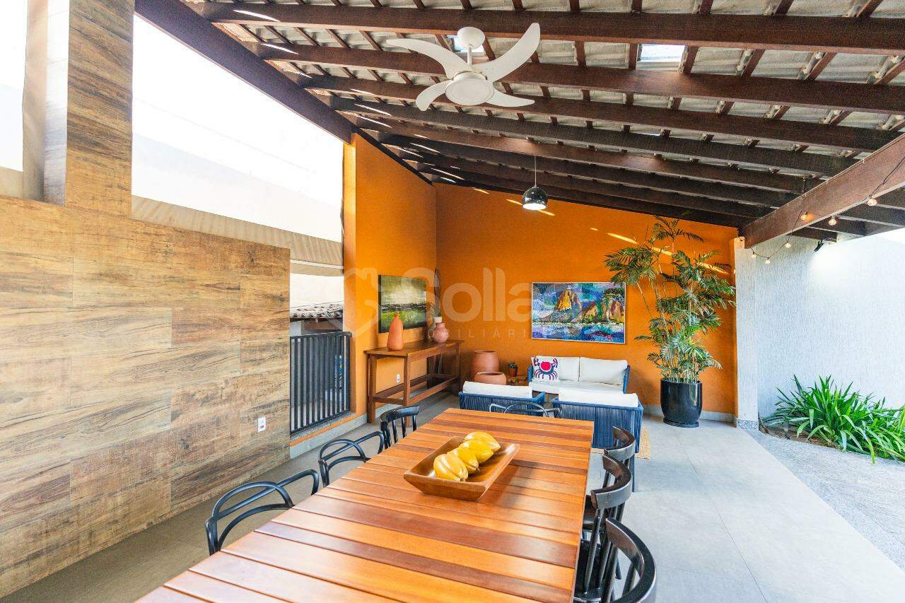 Casa à venda no Residencial Recanto dos Canjaranas: