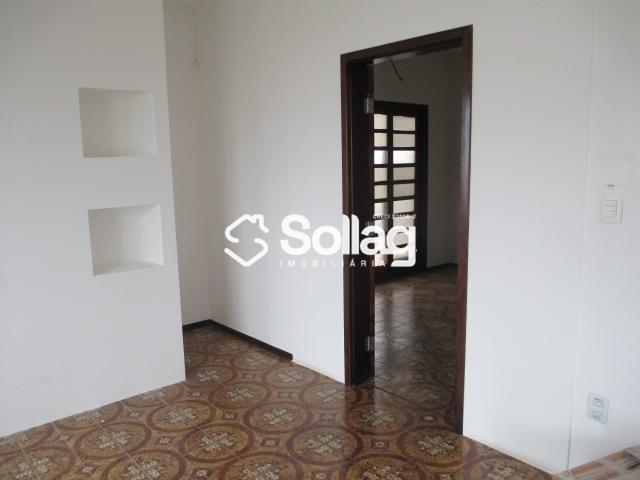 Casa à venda no Centro: imagens_D3-1bjL9v06pmMA0V8SWNFTYqVhEO4KoHaO3xDjqt_VZFjNXOai03dk70A1i5XOuxIXBvmfOuN_1MM-LbyA01fm4zIMAufOPIvY=w1920-h1080