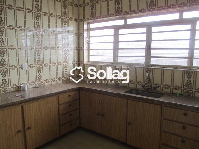 Casa à venda no Centro: imagens_l1MUUCiPmVijQXGkmp-AOu8IObwuQEwyFraKozDfKrEjEQvGbikaxR7c_MwoAvakLzYiSHcnfLXR6mB01VP--NAwyyD0ZYYmdg=w1920-h1080