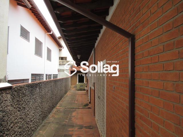 Casa à venda no Centro: imagens_0gAlc_LDvg8qb6lRfzhFauXZ2c7EUNKdNebXdRB3iNMczx-IEvV98TXkVlPTAwph9eLBhDegvEiC_hKa5levZpChwxIklKZp5Q=w1920-h1080