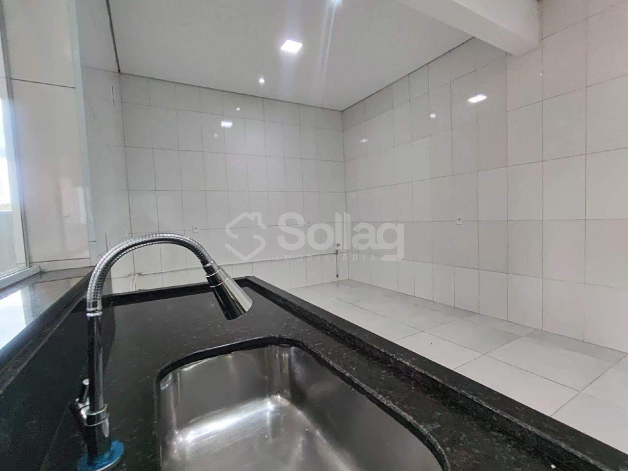 Salão para aluguel no Parque dos Pinheirinhos: