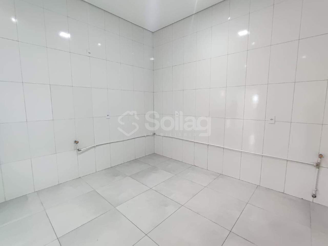 Salão para aluguel no Parque dos Pinheirinhos: