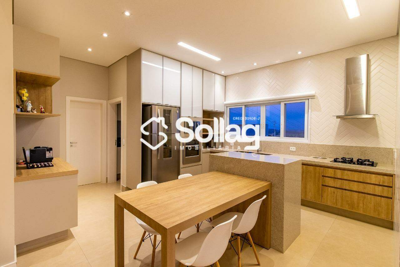 Casa em condomínio à venda no Condomínio Campo de Toscana: 