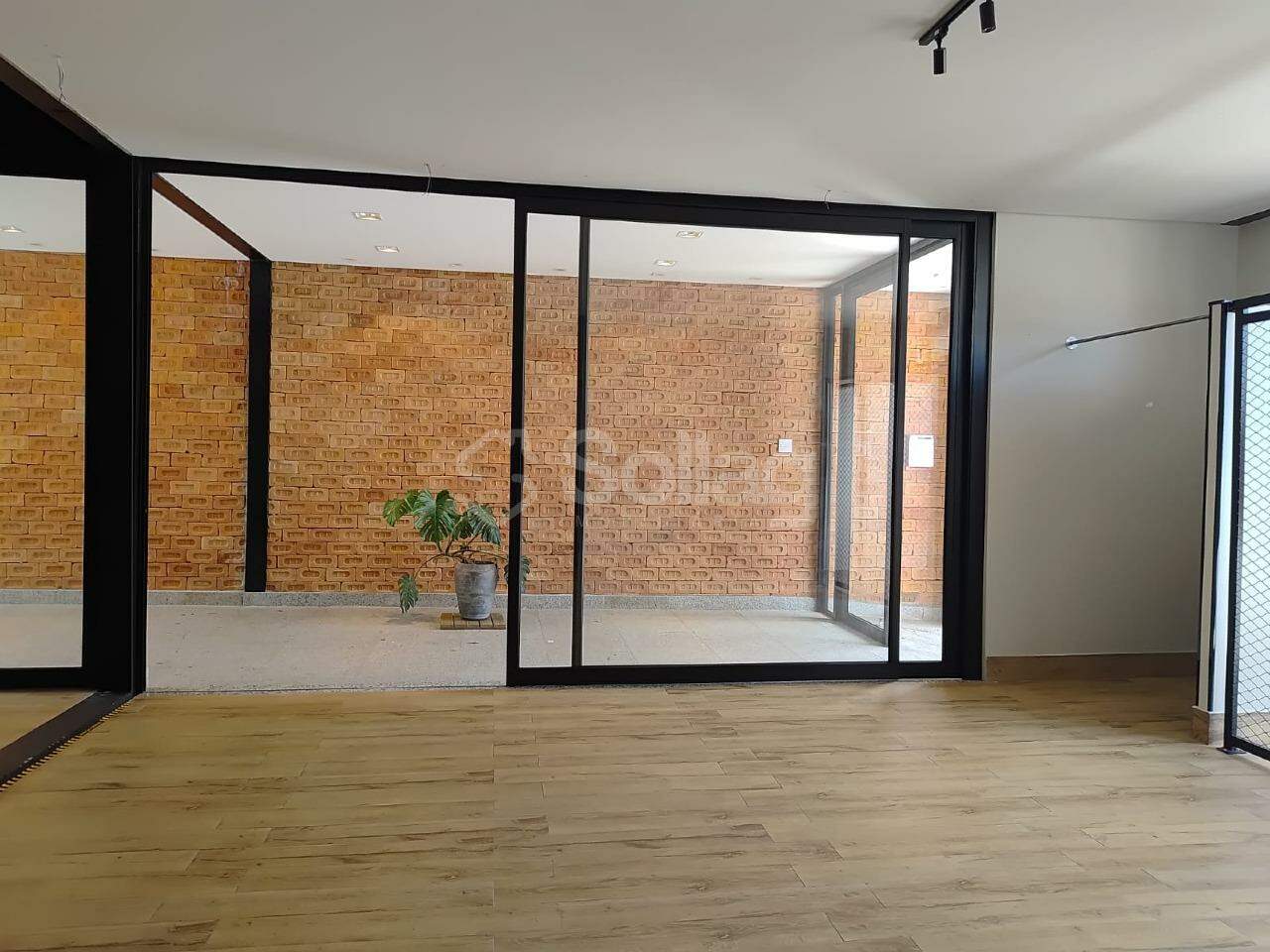 Sala para aluguel no Centro: 