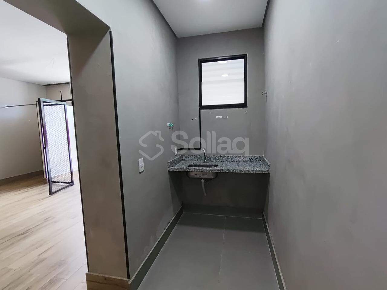 Sala para aluguel no Centro: 